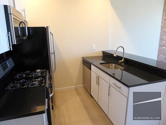 Rented by Highline Residential | media 19