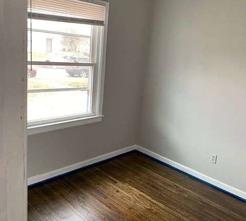 4th image of 847 N Glendale St #0