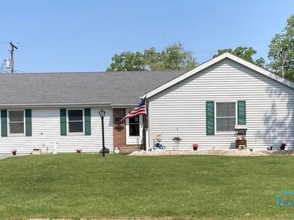 858 Anthony Wayne Blvd, Defiance, OH 43512