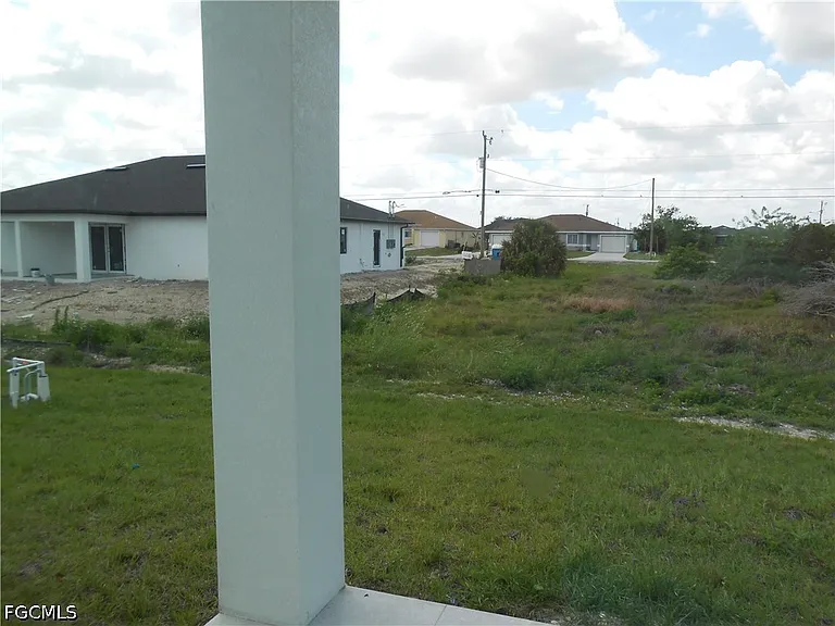 320 Poplar St — Photo 27
