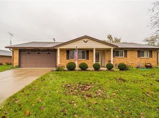177 Katy Ln, Englewood, OH