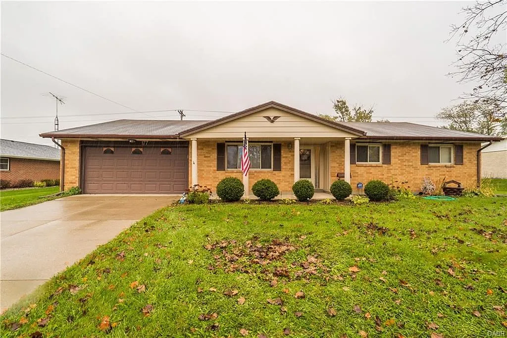177 Katy Ln photo 1