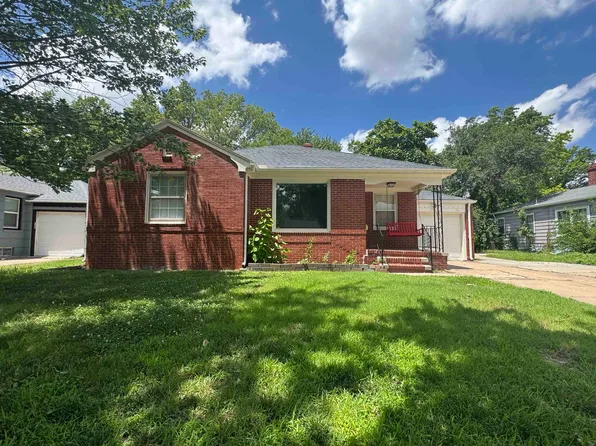 853 N Pershing St, Wichita, KS 67208