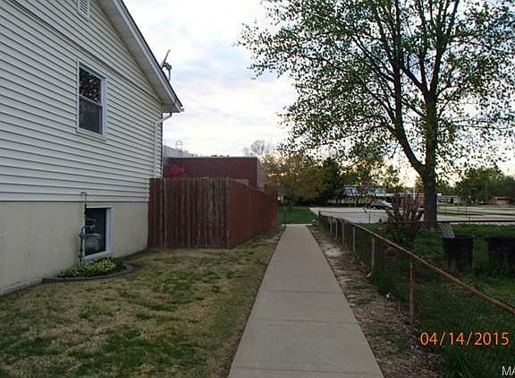 2nd image of 1857 Don Donna Dr
