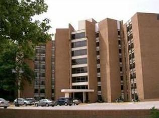 22500 Lake Rd APT 103, Rocky River, OH