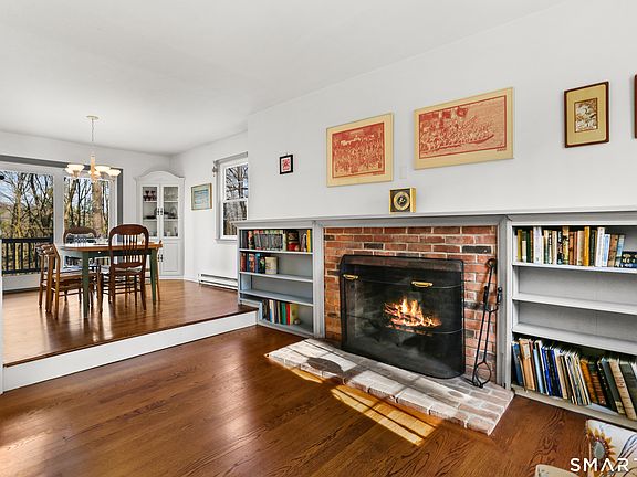 4th image of 268 Umpawaug Road