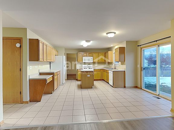 3rd image of 20863 W Brentwood Ct