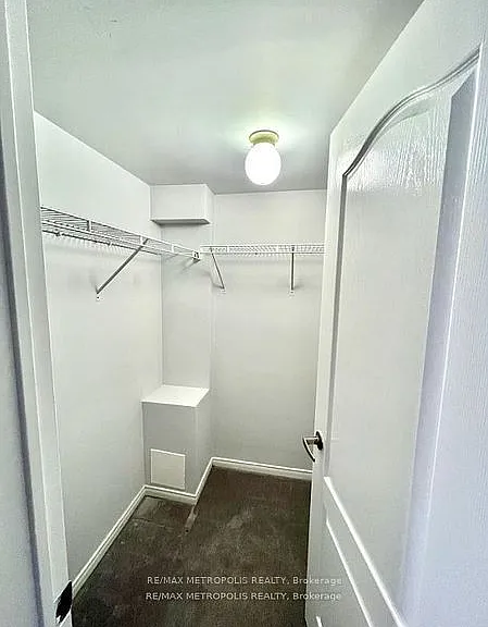 312 McLevin Ave #BASEMENT — Photo 5
