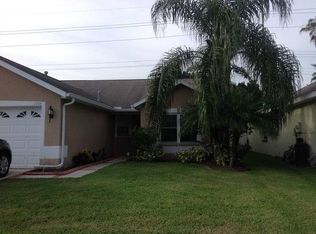 1104 Vinetree Dr, Brandon, FL 33510