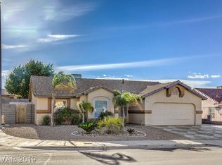 815 Chimney Rock Dr, Henderson, NV 89002
