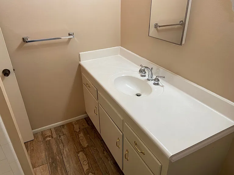 6228 N 10th Pl — Photo 5