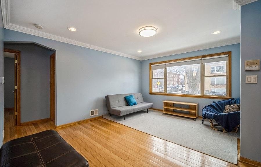 1st image of 4800 Grove St APT 2E