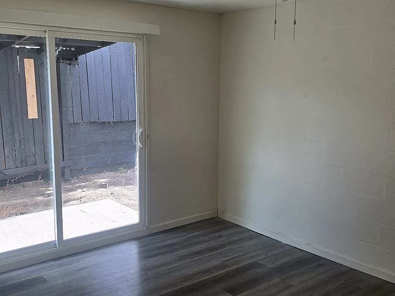 1405 Stardust St #4 — Photo 6