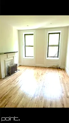 Rented by Point NYC | media 43