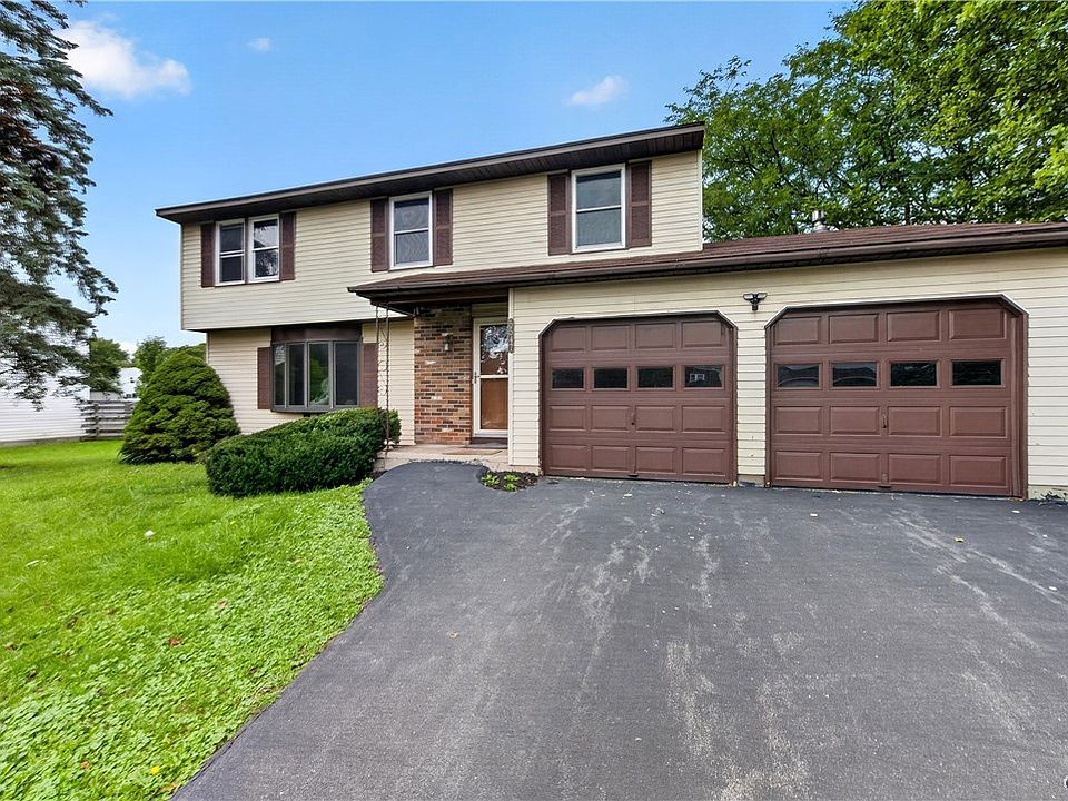 1st image of 5547 Veneto Dr