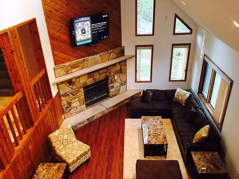 119 Sterling Cir — Photo 1