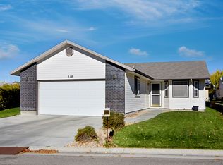 818 W Oxford Dr, Nampa, ID 83651