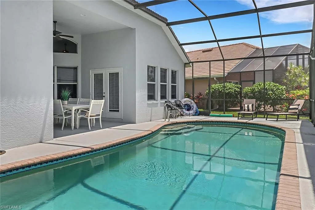 3 bed, 2.0 bath, 2090 sqft, $12,000 — Photo 4