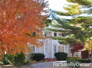 2236 Mulberry Ave, Muscatine, IA 52761