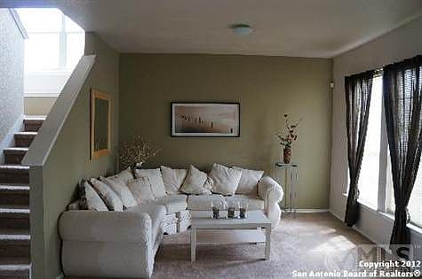 3rd image of 5719 Midcrown Dr