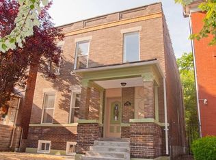 2912 Victor St, Saint Louis, MO 63104