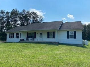 220 Seven Fountains Rd, Fort Valley, VA 22652