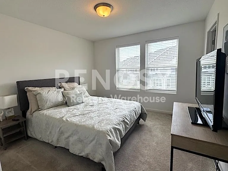 7216 Walnut Grove Ln N — Photo 16