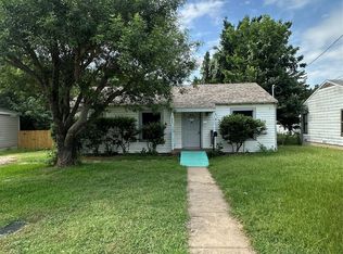 1920 Pembroke St, Irving, TX 75060