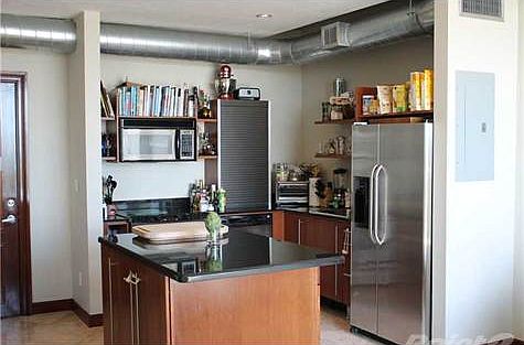 4th image of 690 SW 1st Ct #Penthouse Ii17