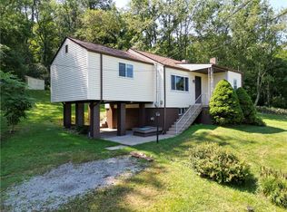 462 Crawford Run Rd, Cheswick, PA 15024