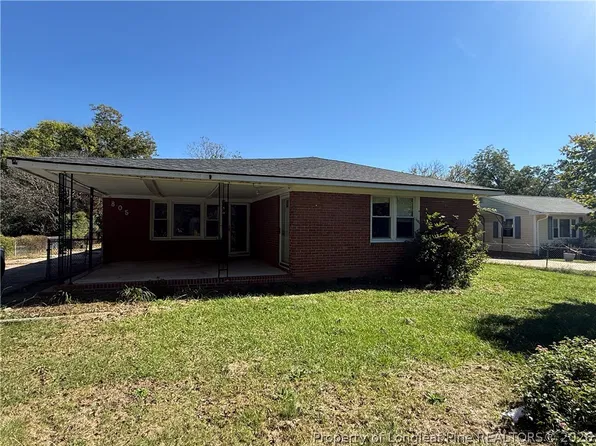 805 Hemlock Dr, Fayetteville, NC 28304