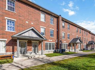 244 Penetanguishene Rd #11, Barrie, ON L4M7C2