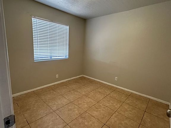 4th image of 3405 Gibson Blvd SE #3409-B
