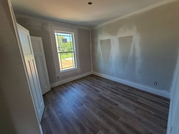 4th image of 4331 Shelbyville Rd Lot 19