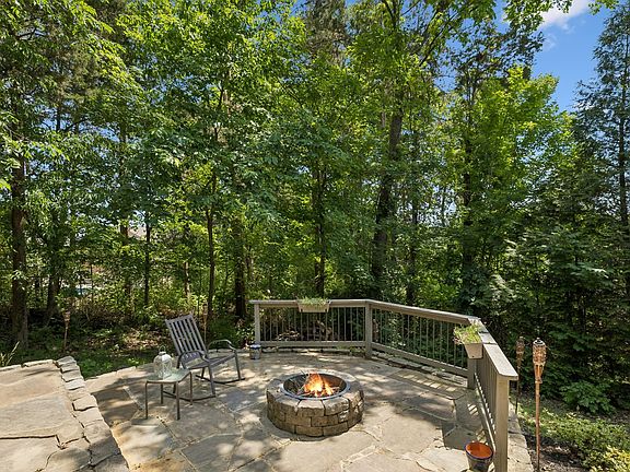 2nd image of 940 Century Oak Dr
