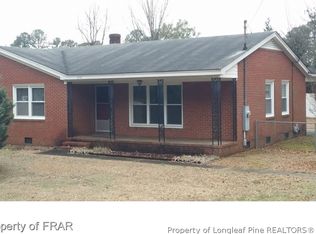 330 S McPherson Church Rd, Fayetteville, NC 28303