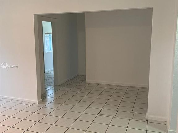 3rd image of 569 NW 42nd St #569