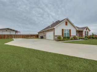 138 Saddle Ridge Dr, Godley, TX 76044