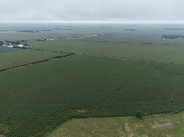 N C Rd, Phillips, NE 68865