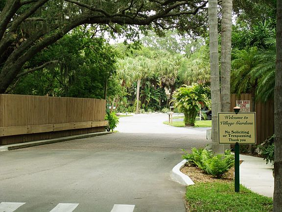 Entry to Village Gardens