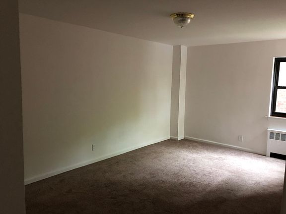 4th image of 50 Fleetwood Ave APT 3E