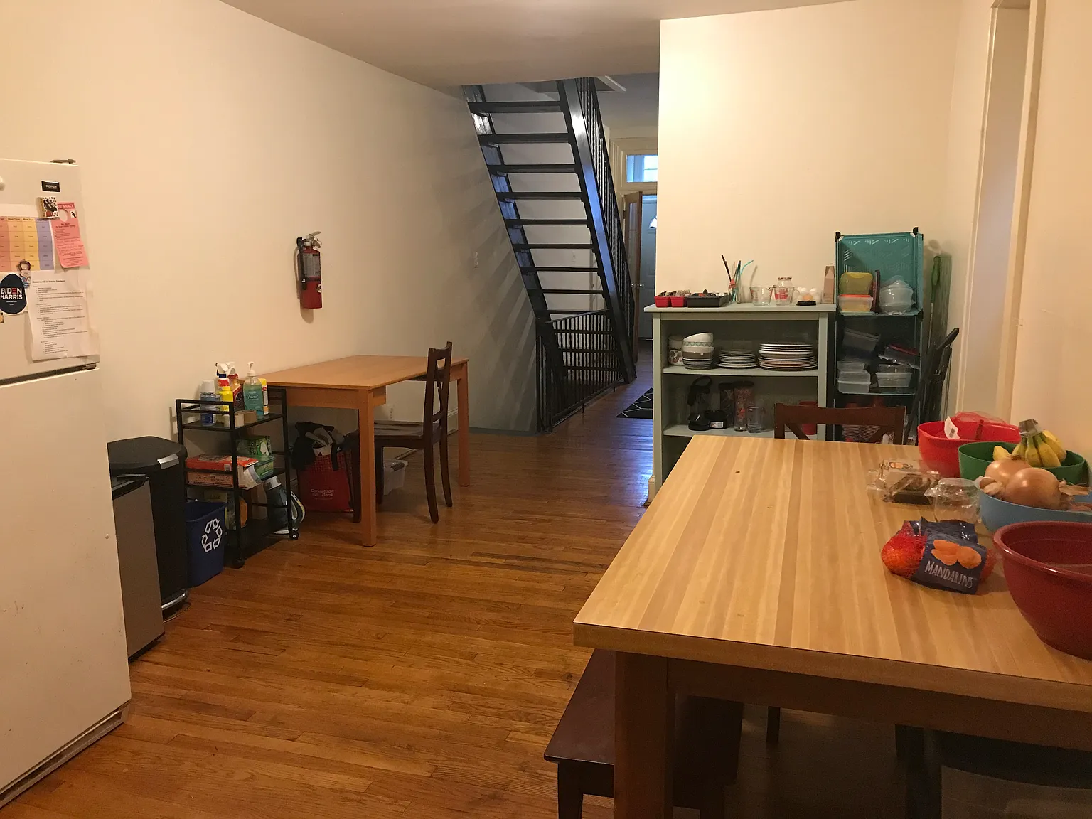5 bed, 1375 sqft, $4,460 — Photo 3