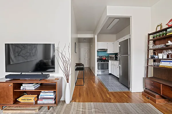 Rented by Corcoran | media 8