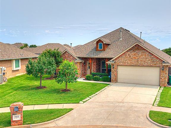2nd image of 2904 NW 183rd Cir