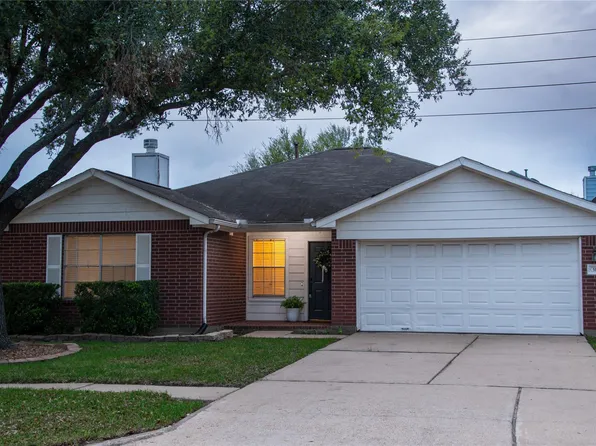 3111 Rainpark Ln, Katy, TX 77449