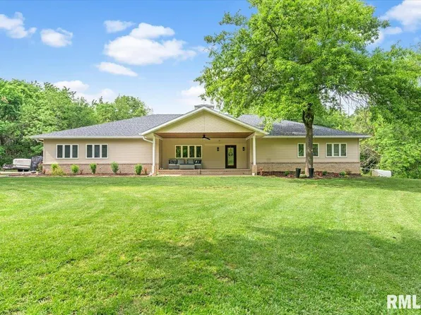 19094 Timber Line Ln, Petersburg, IL 62675