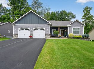 8873 Salvatore Ave, Baldwinsville, NY 13027