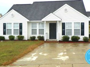 1221 Topping Ln, Knightdale, NC 27545