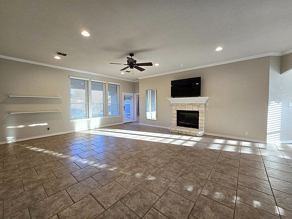 3rd image of 5620 Llano Ct
