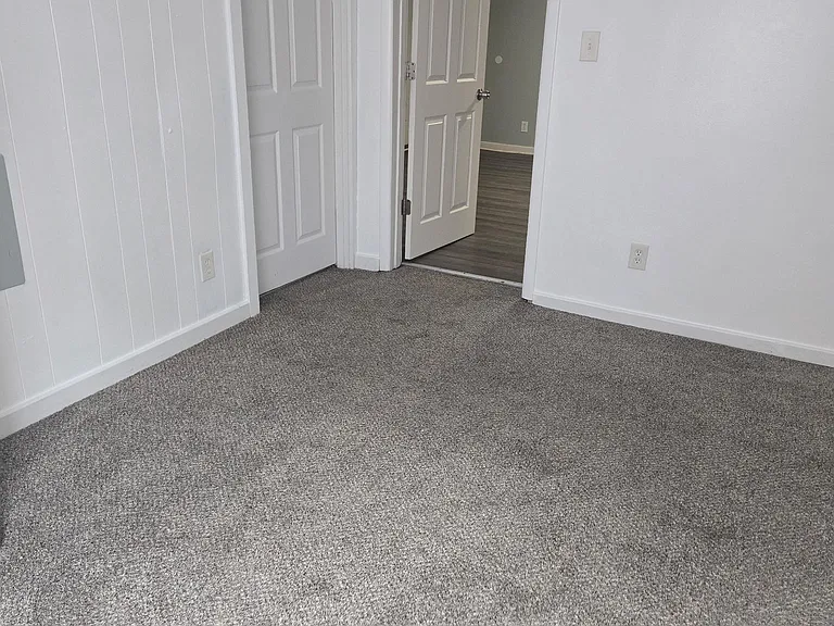 5810 Lincoln Ave — Photo 9